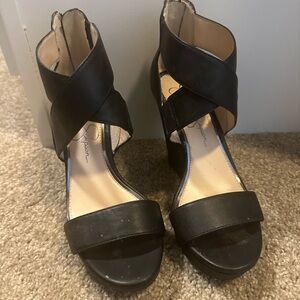 Jessica Simpson Jinxxi Wedge black sz 5.5